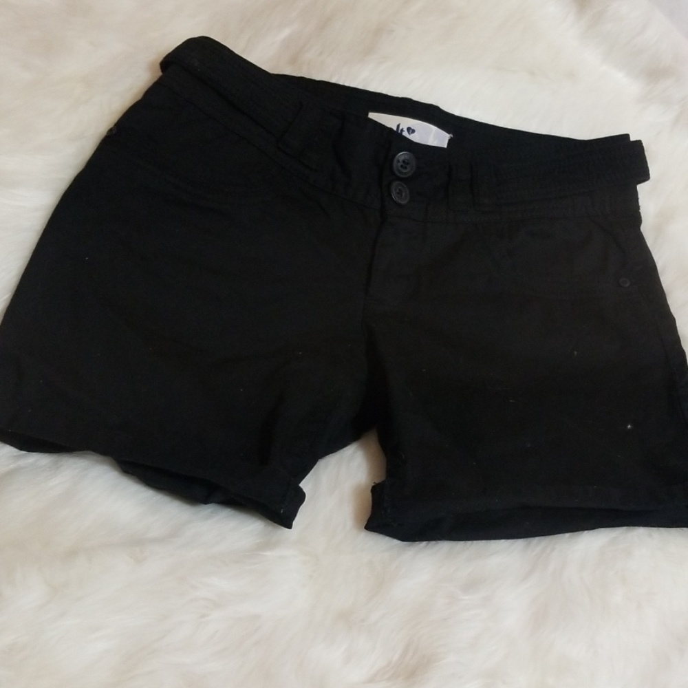 Black rolled leg Jolt sized 3 shorts gently worn